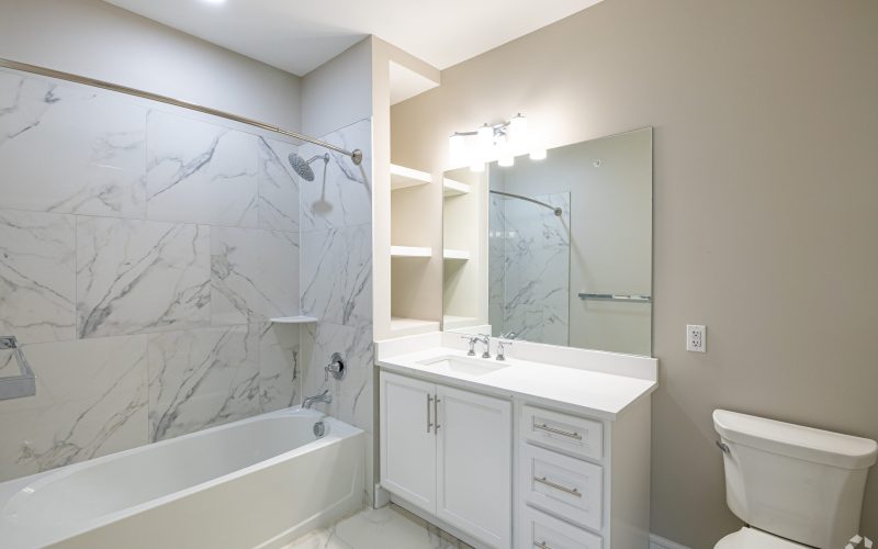 One Bedroom Bathroom